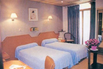 Hotel Locarno in Nice - French Riviera